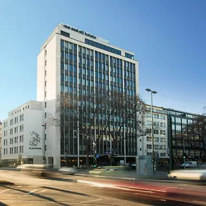 https://me-and-all-hotel-duesseldorf.dortmundhotels.net